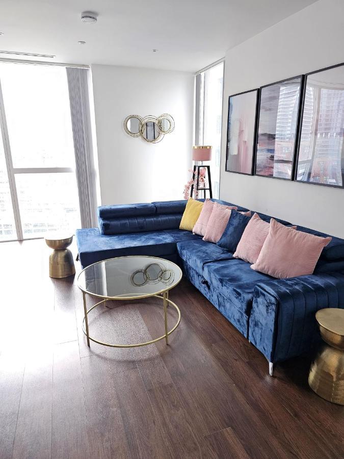 2 Bed Luxurious Apartments Canary Wharf Londres Exterior foto