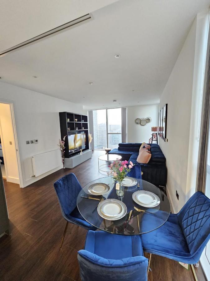 2 Bed Luxurious Apartments Canary Wharf Londres Exterior foto